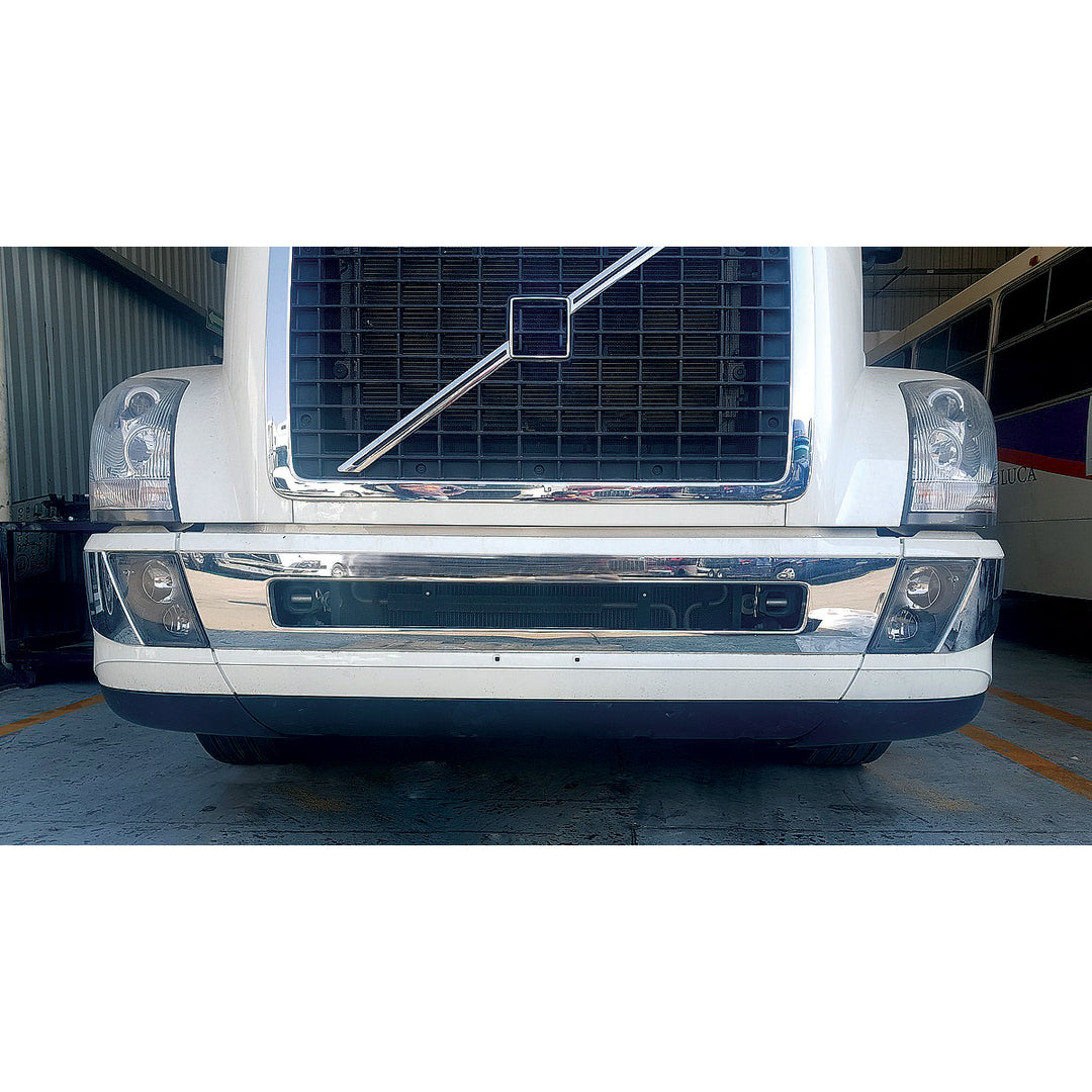 Center Bumper Air Flow Deflector For 2015-2017 Volvo VN/VNL With Aero Style Bumper